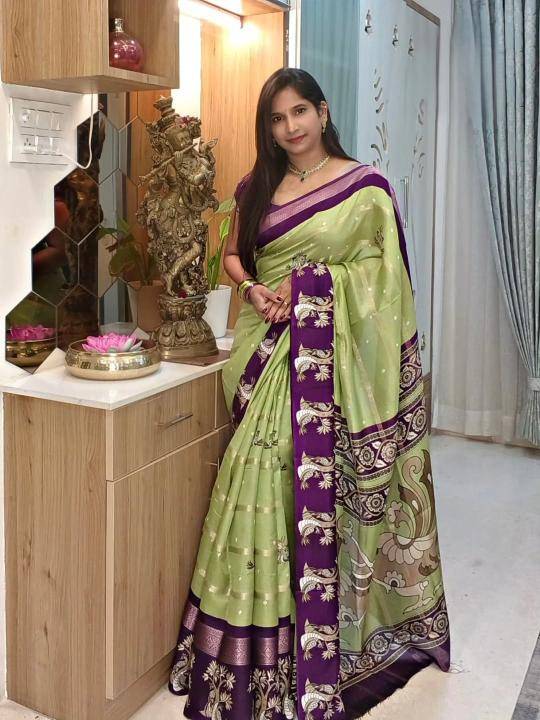 Malhar aktara Wholesale saree dealers in Mumbai